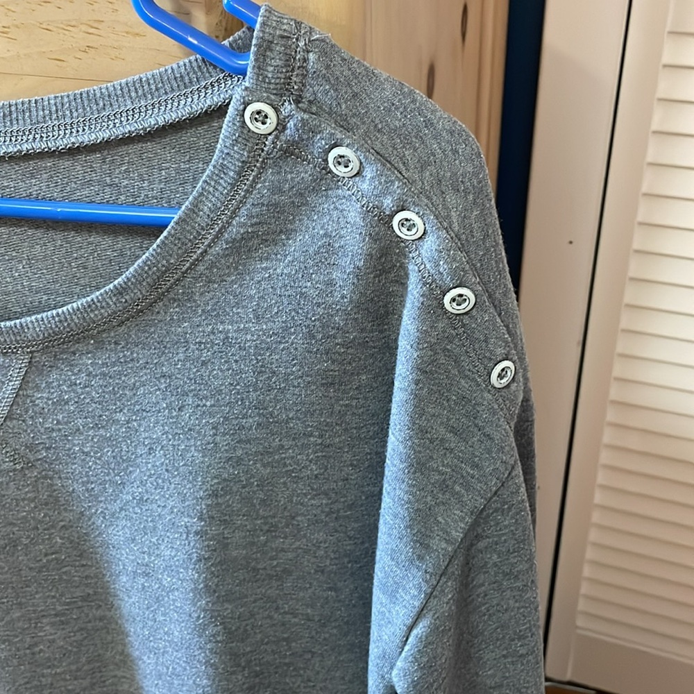 Aerie Women’s Sweatshirt size S - Picture 2 of 5